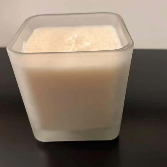 Makers of Wax Goods- Fresh Cotton - Picture 5 of 8